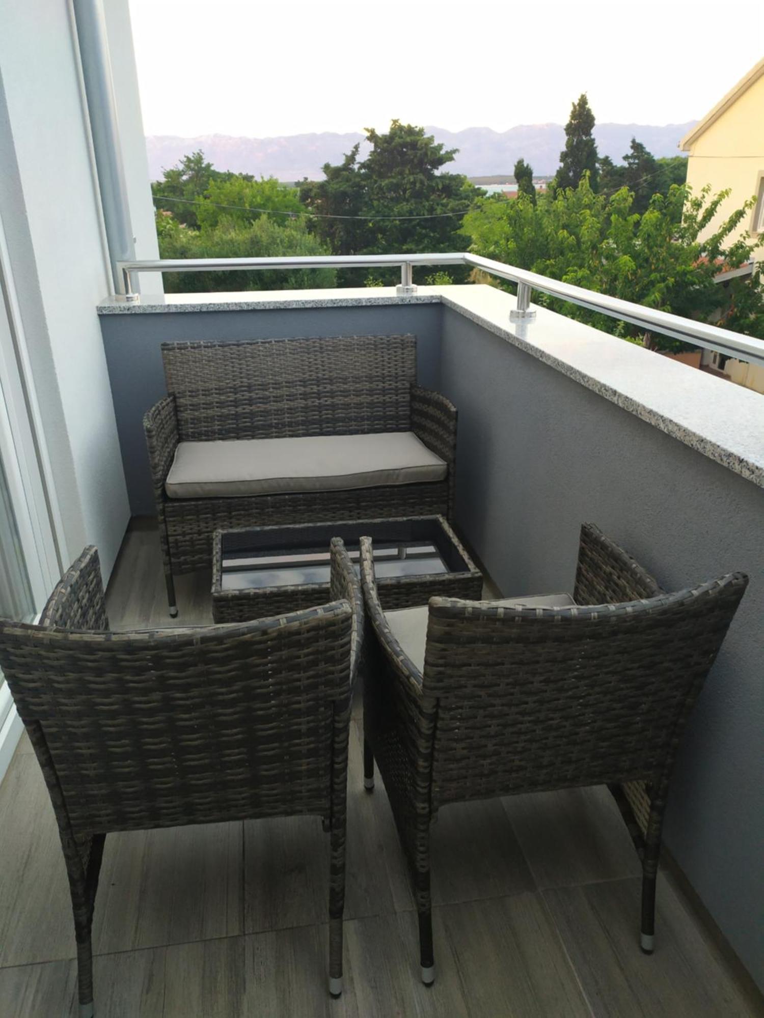 Apartmani Mira Nin Exterior photo